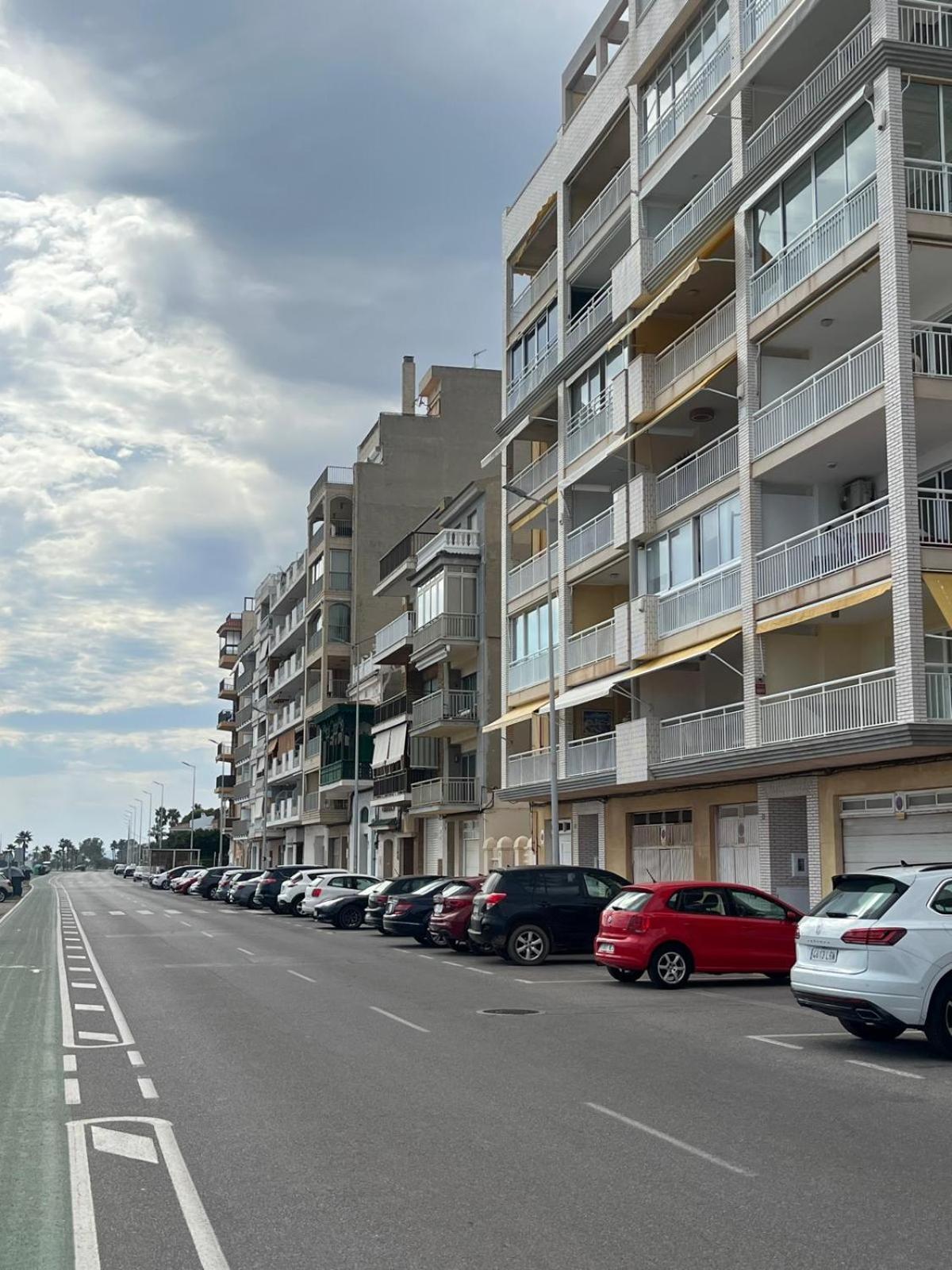 Апартаменты Frente Al Mar Бурриана Экстерьер фото